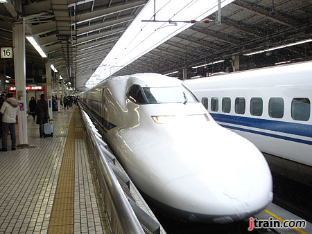 Snow At Tokyo Station